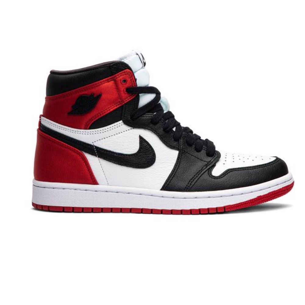 Jordan 1 Retro High Satin Black Toe (W)
Womens 9.5 / Mens 8